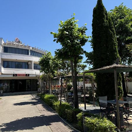 Sirena Hotel Tushemisht Εξωτερικό φωτογραφία