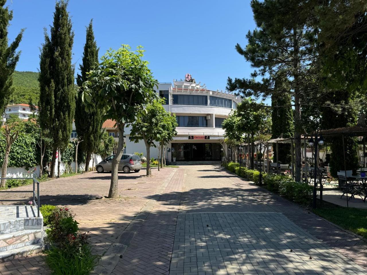 Sirena Hotel Tushemisht Εξωτερικό φωτογραφία