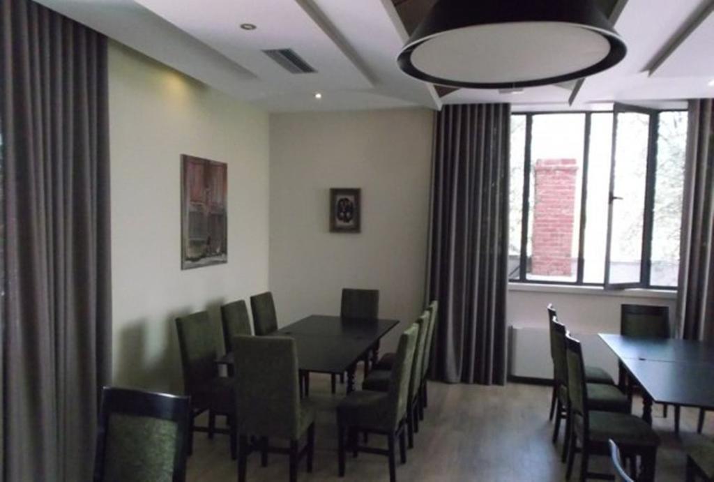 Sirena Hotel Tushemisht Εξωτερικό φωτογραφία